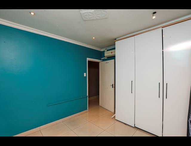 3 BEDROOM APARTMENT FOR SALE IN MORNINGSIDE